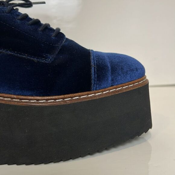 L’intervalle Blue Velvet Platform Wedge Lace Up Shoes Size 38 - Picture 8 of 16